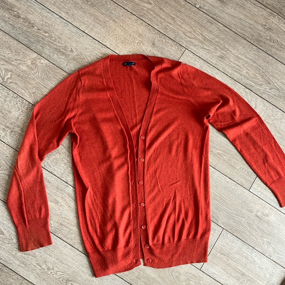 Gap orange cardigan lightweight sweater